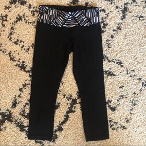 Lululemon reversible cropped leggings sz 6